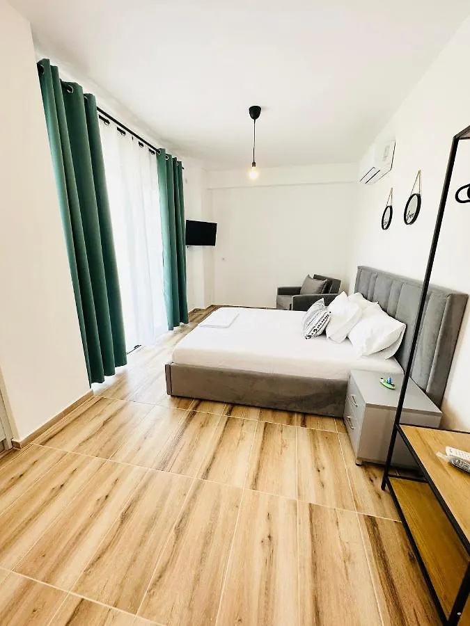 Chaonis Apartment Himare